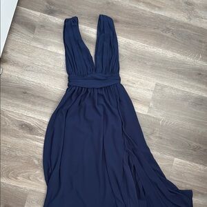 Elegant Navy Blue Evening Gown